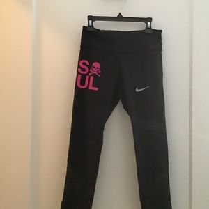 Soul Cycle Nike Dri Fit cropped leggings